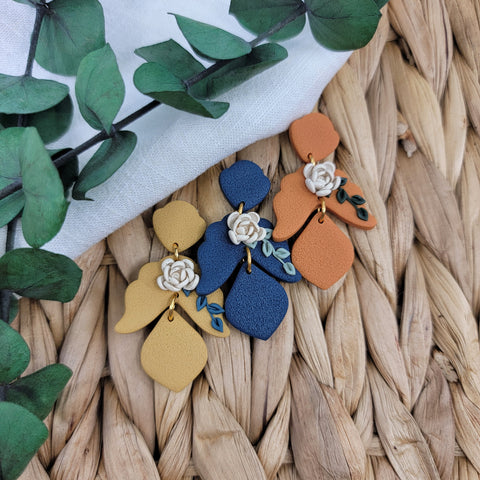 FLORAL EARRINGS