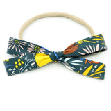 Charcoal Wildflowers Leni Bow