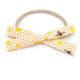 Beehive Leni Bow