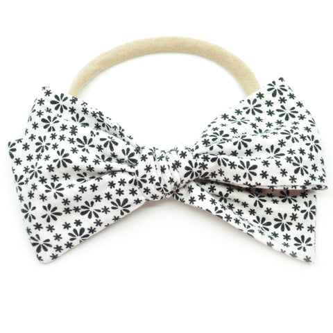 White & Black Flowers Rona Bow