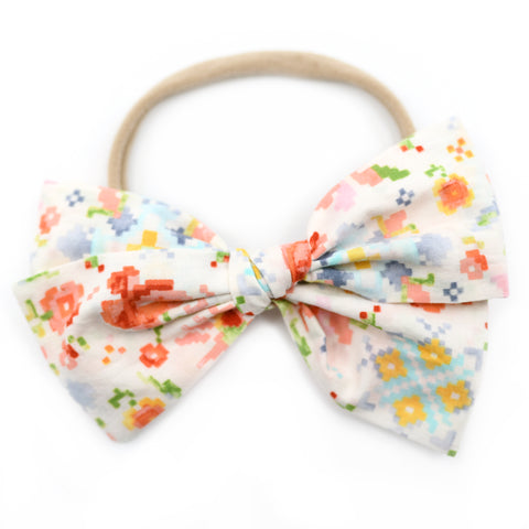 Pixel Flower Garden Rona Bow